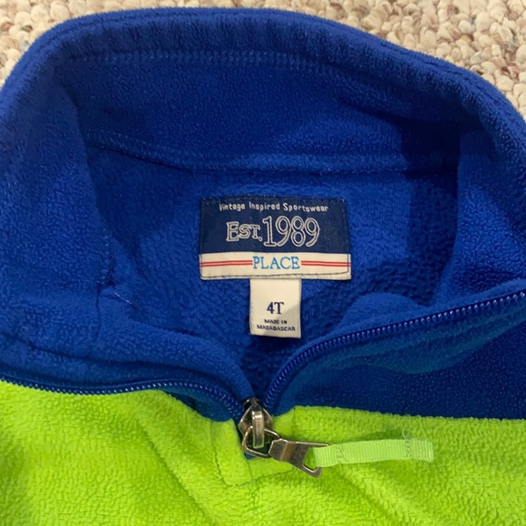 Children’s Place fleece pullover - Picture 2 of 4